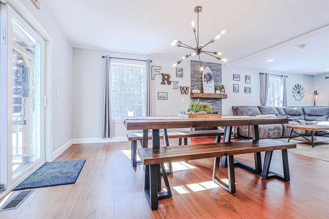 8 poor farm Road, Brookline, NH 03033