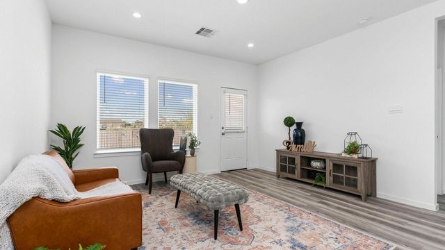 3929 Bronco Station, League City, TX 77573