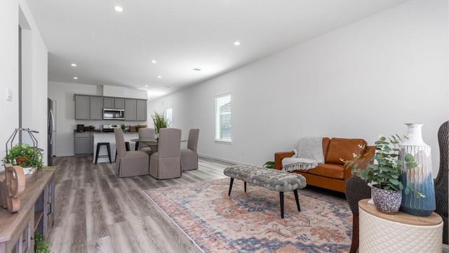 3929 Bronco Station, League City, TX 77573