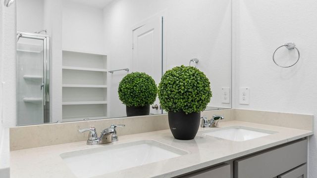 3929 Bronco Station, League City, TX 77573