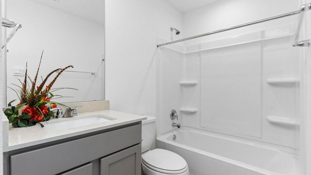 3929 Bronco Station, League City, TX 77573