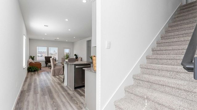 3929 Bronco Station, League City, TX 77573