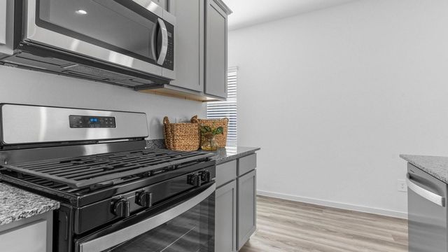 3929 Bronco Station, League City, TX 77573