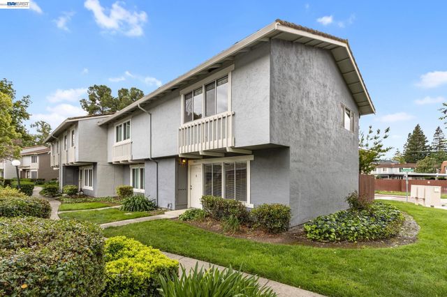 3002 Tonopah Cir, Pleasanton, CA 94588