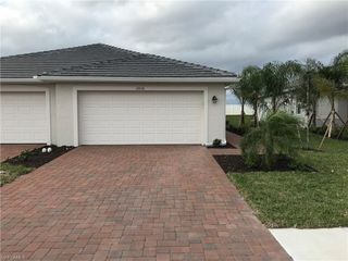 2016 Vermont LN, Naples, FL 34120