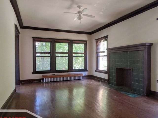 2428 N Sawyer Avenue 2E, Chicago, IL 60647