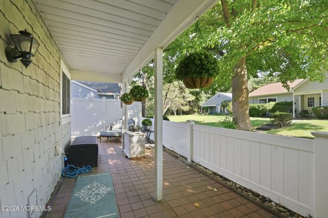 737A Chatham Lane, Manchester, NJ 08759