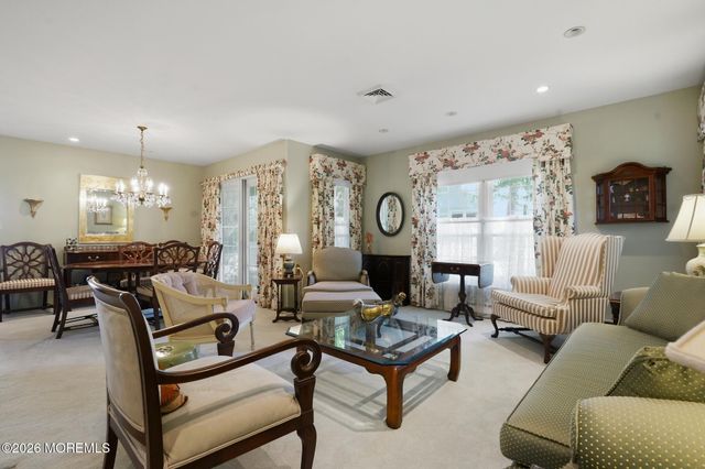 737A Chatham Lane, Manchester, NJ 08759