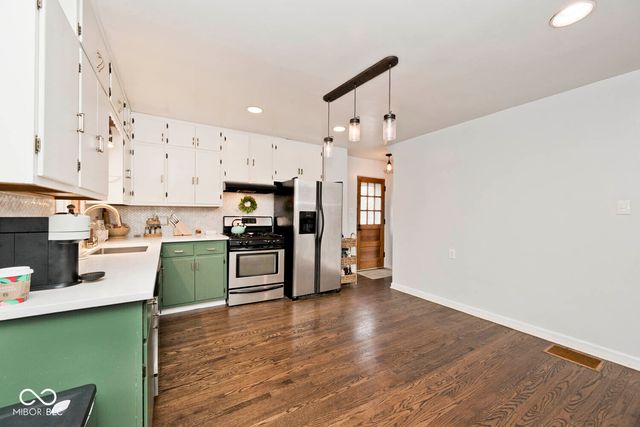 6348 Kingsley Drive, Indianapolis, IN 46220