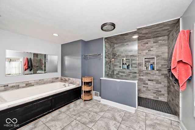 6348 Kingsley Drive, Indianapolis, IN 46220