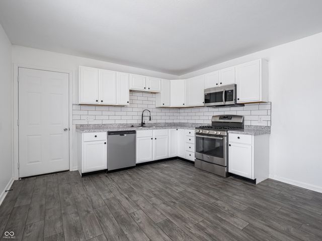 226 N Sigsbee Street, Indianapolis, IN 46214