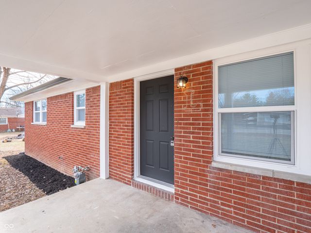 226 N Sigsbee Street, Indianapolis, IN 46214