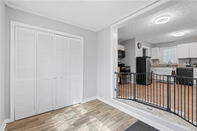 1384 Country Lane NE Way, Conyers, GA 30012