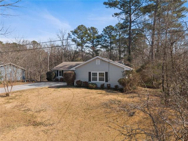 1384 Country Lane NE Way, Conyers, GA 30012