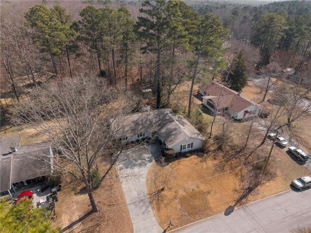 1384 Country Lane NE Way, Conyers, GA 30012