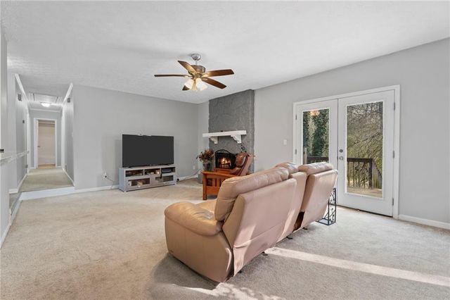 1384 Country Lane NE Way, Conyers, GA 30012