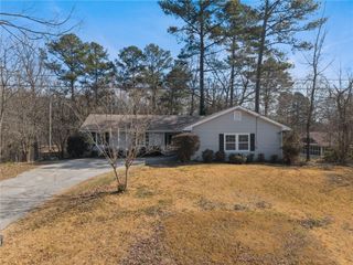 1384 Country Lane NE Way, Conyers, GA 30012