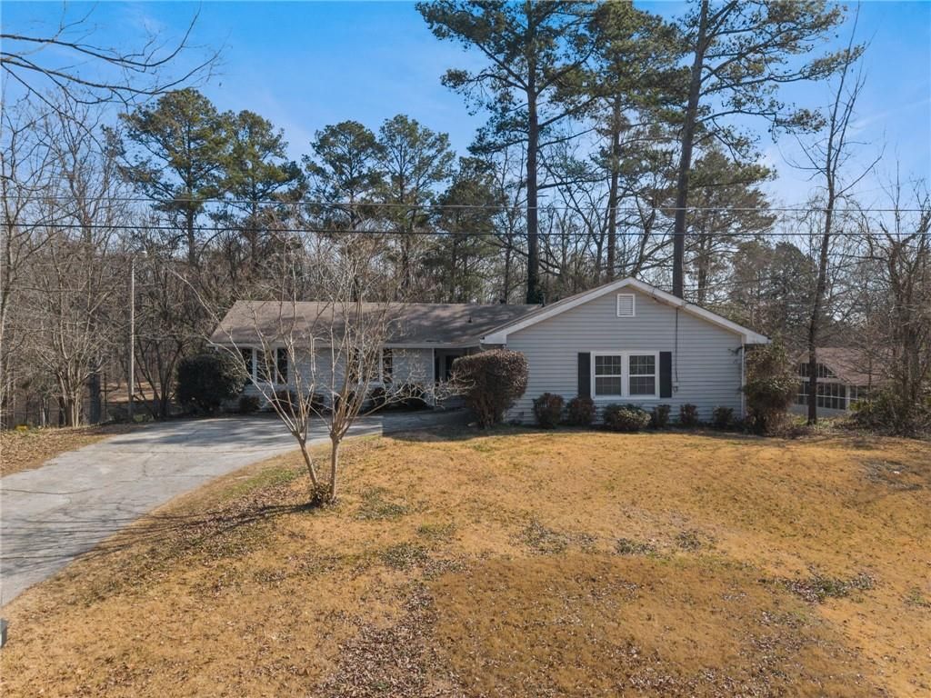 1384 Country Lane NE Way, Conyers, GA 30012