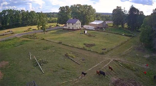 4217 Hillsville Rd, Pulaski Twp, PA 16143