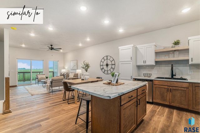 8019 E 44th St Street, Sioux Falls, SD 57110