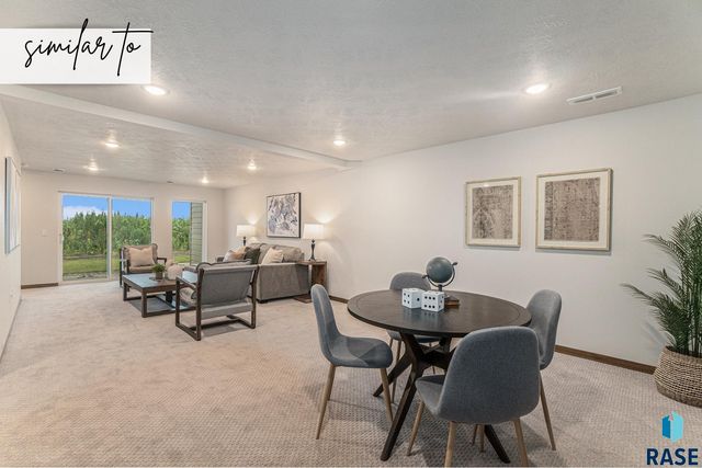 8019 E 44th St Street, Sioux Falls, SD 57110