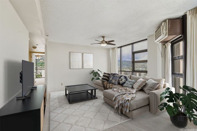 930 Kaheka Street 3405, Honolulu, HI 96814