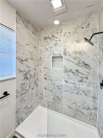 603 West Evans Street, Hearne, TX 77859