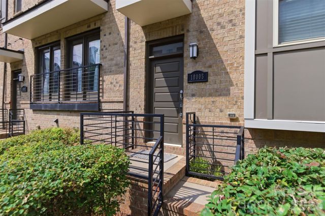 18005 Nolita Lane, Charlotte, NC 28204