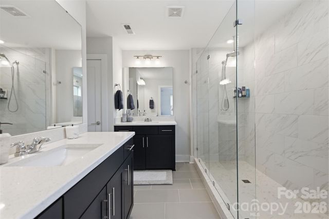18005 Nolita Lane, Charlotte, NC 28204
