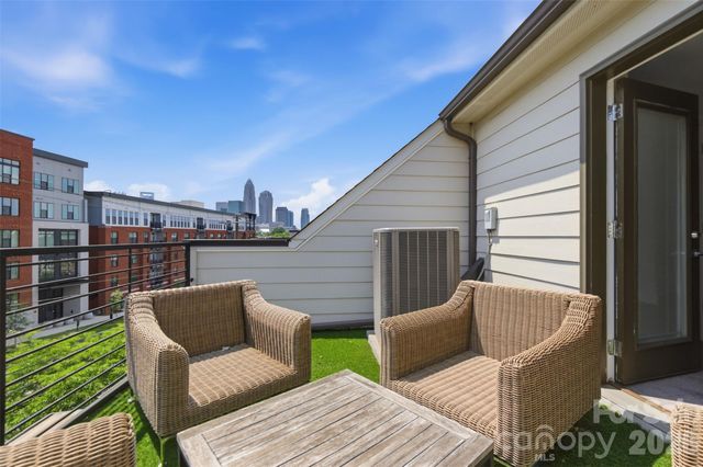 18005 Nolita Lane, Charlotte, NC 28204