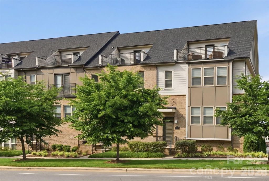 18005 Nolita Lane, Charlotte, NC 28204