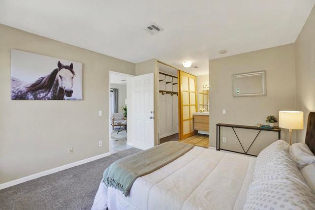 13315 Caminto Ciera 139, San Diego, CA 92129