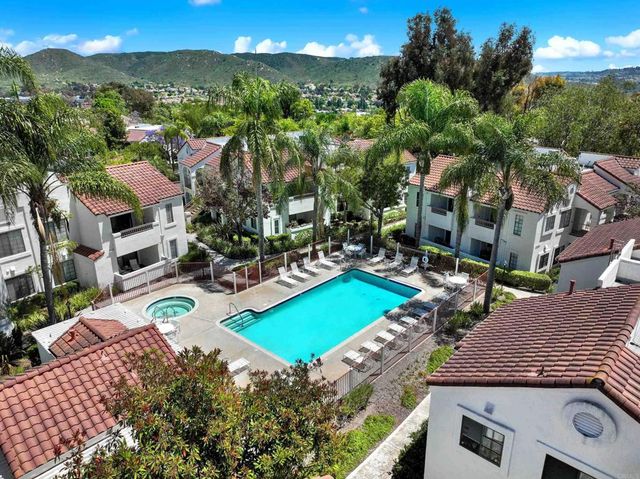 13315 Caminto Ciera 139, San Diego, CA 92129