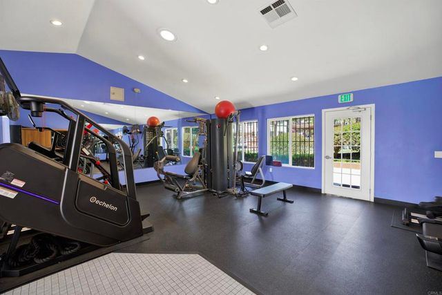 13315 Caminto Ciera 139, San Diego, CA 92129