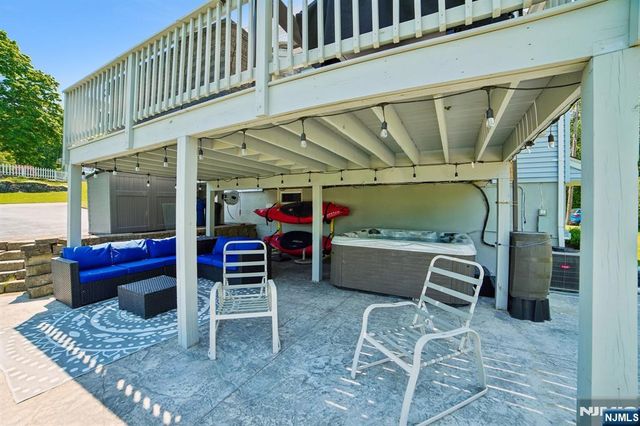 23 Moore Road, West Milford, NJ 07480