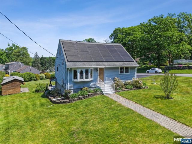 23 Moore Road, West Milford, NJ 07480