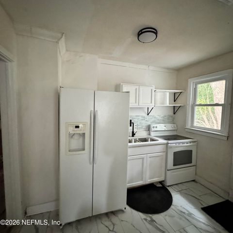 7012 MARVIN Avenue, Jacksonville, FL 32208