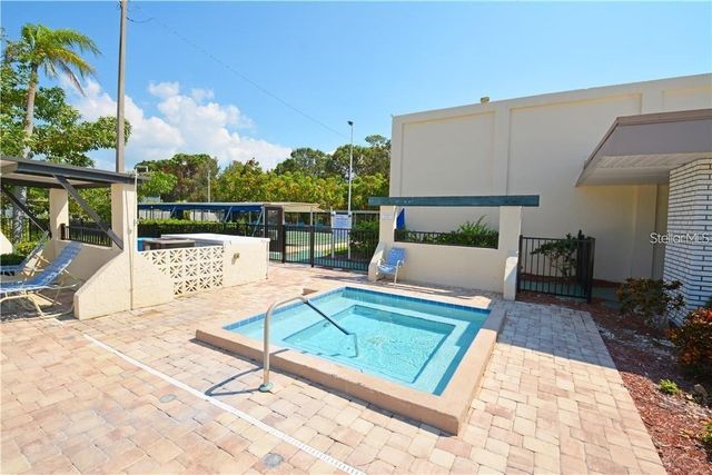 5920 80TH STREET N 308, St Petersburg, FL 33709