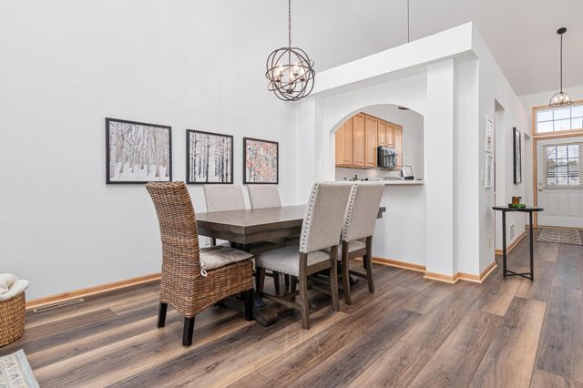 611 Spruce Drive, Hudson, WI 54016