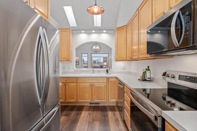 611 Spruce Drive, Hudson, WI 54016