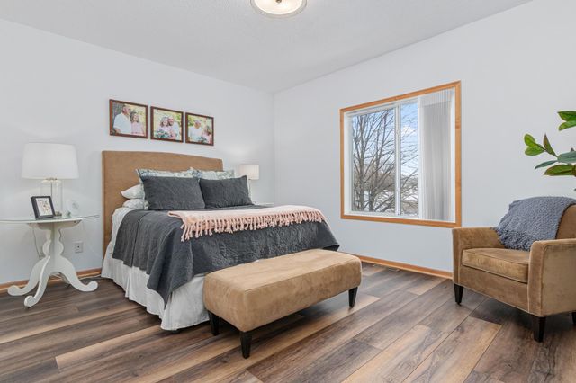 611 Spruce Drive, Hudson, WI 54016