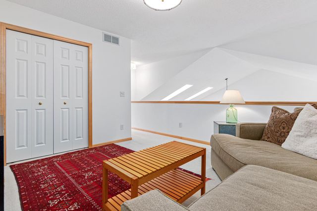 611 Spruce Drive, Hudson, WI 54016