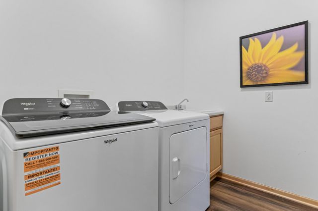 611 Spruce Drive, Hudson, WI 54016