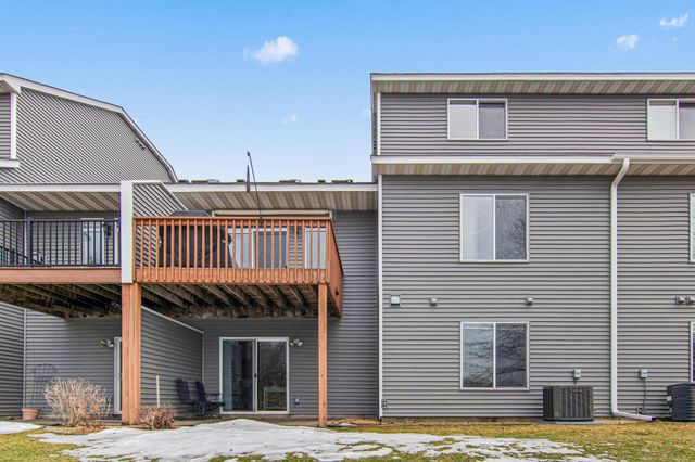 611 Spruce Drive, Hudson, WI 54016