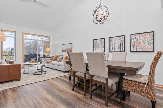 611 Spruce Drive, Hudson, WI 54016