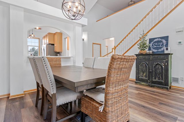 611 Spruce Drive, Hudson, WI 54016