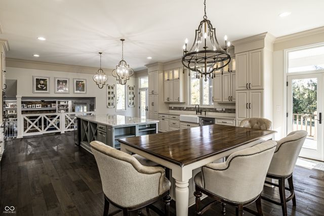 1522 Woodlake Court, Carmel, IN 46032