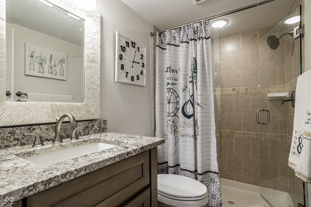 1522 Woodlake Court, Carmel, IN 46032