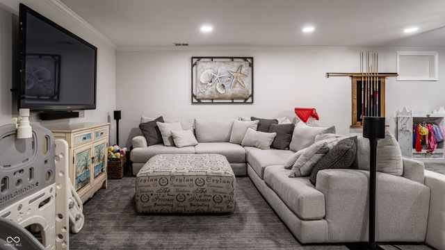 1522 Woodlake Court, Carmel, IN 46032