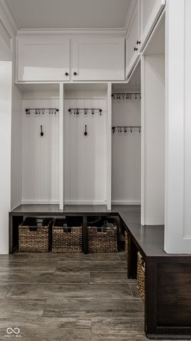 1522 Woodlake Court, Carmel, IN 46032